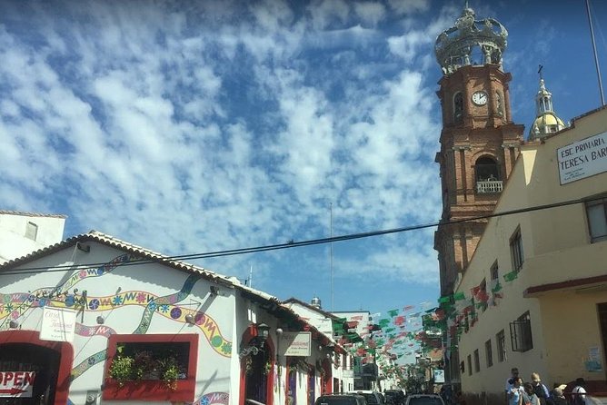 1 to 6 Passengers Vallarta Private City Tour - Los Arcos de Mismaloya and Mismaloya: quick, scenic, and worth it