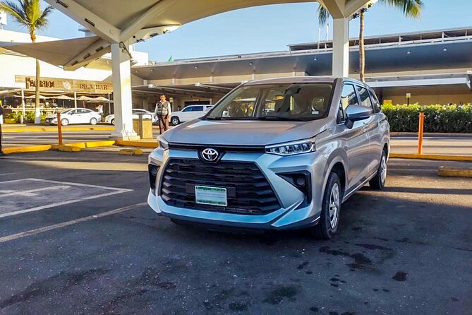 Airport Pickup in Puerto Vallarta: Private Round Trip of 22km - Private round-trip pickup within 22.2 km of PVR