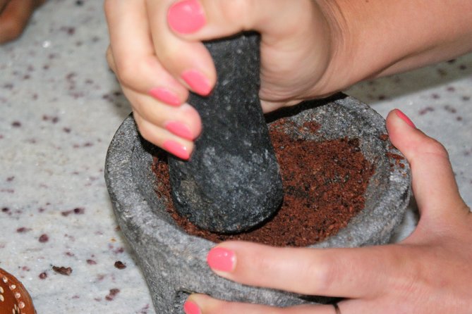Bean to Bar Chocolate Workshop in Puerto Vallarta - The guided museum tour: cacao and chocolate through Mexican history