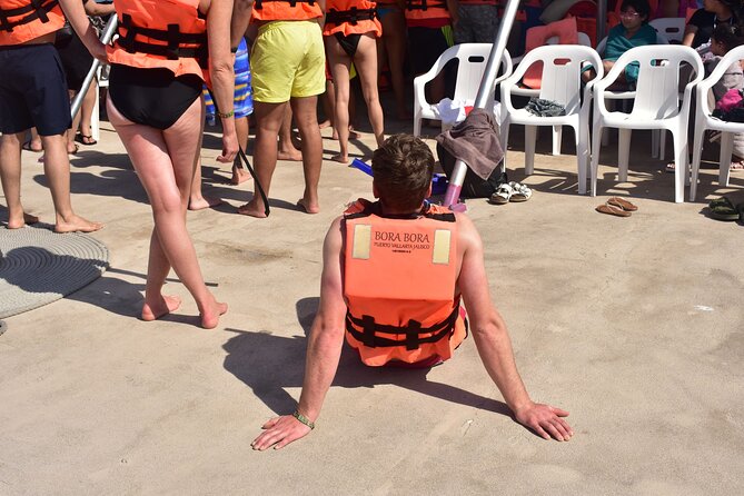 Catamaran Tour to the Arches, Playa las Animas, Snorkeling and more - Kayaking and paddle time: included fun when conditions shift