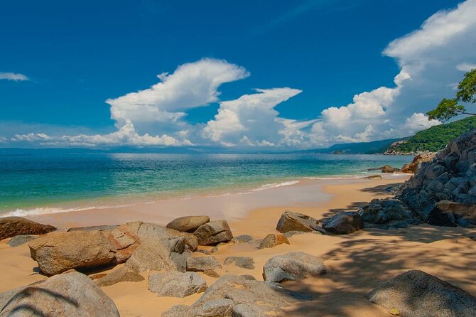 City Tour Express in Puerto Vallarta and Paradise Beaches - The open-top truck ride along the Bay of Banderas