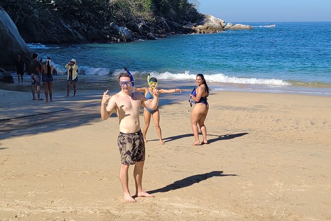 Coastal and Jungle Hiking Tour along 6 Beaches of Puerto Vallarta - Las Ánimas: end at the seafood restaurant and make your final beach hours count