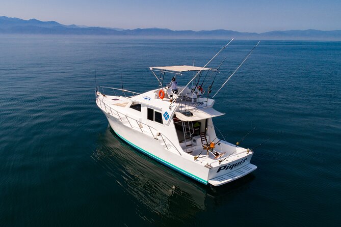 Custom 46' Boat in Puerto & Nuevo Vallarta - Food and Drinks on Board: Fresh Flavor, Not Just Snacks