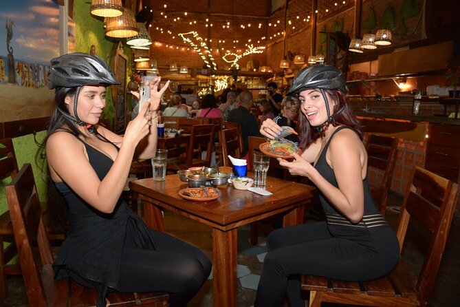 Ebikes & Taco Tour - Gringo Gulch, Elizabeth Taylor House, and the El Faro Viewpoint
