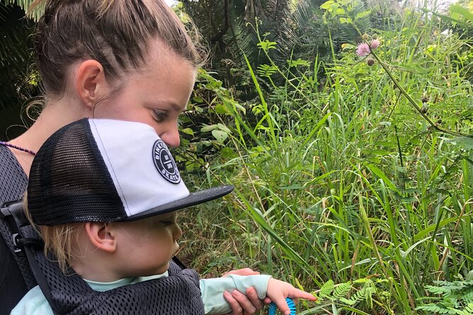 EcoHike to private beach, Jungle Walk to see plants & animals - Getting the most from your guide: Deva and Alejo’s teaching style