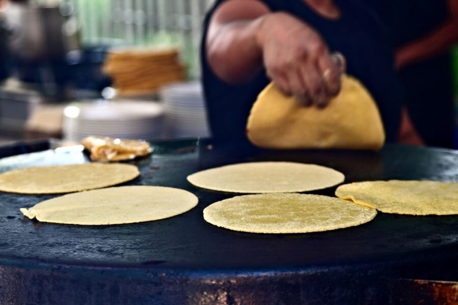 From Puerto Vallarta: Full-Day Tour to San Sebastian - Shopping time and the opal factor: manage the sales energy