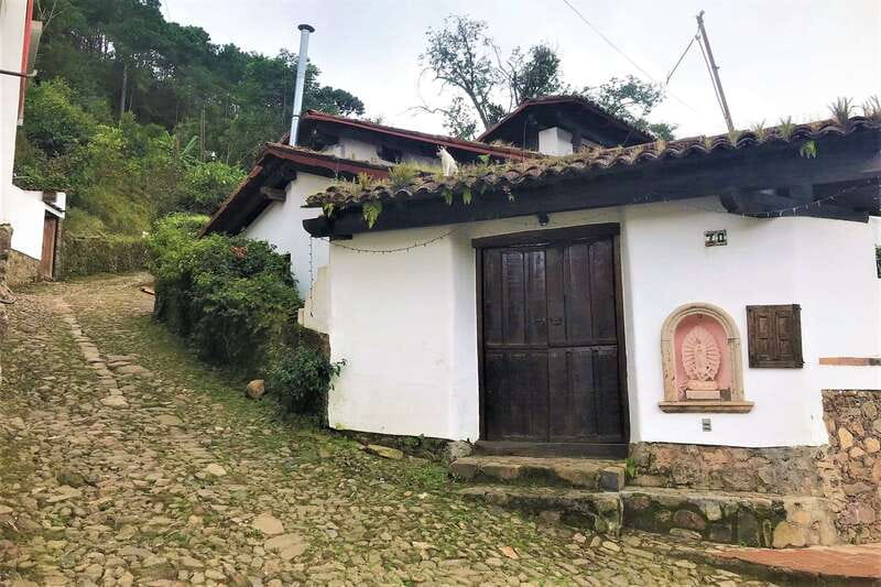From Puerto Vallarta: Full-Day Tour to San Sebastian - San Sebastián on foot: mining-era streets and the San Juan mine