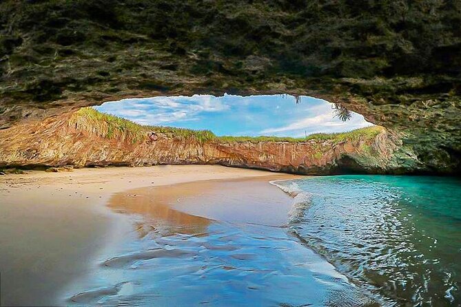 Full Day Tour Isla Marietas with Meals and Open Bar - Marietas Islands: marine life you’re going for, plus the Hidden Beach reality