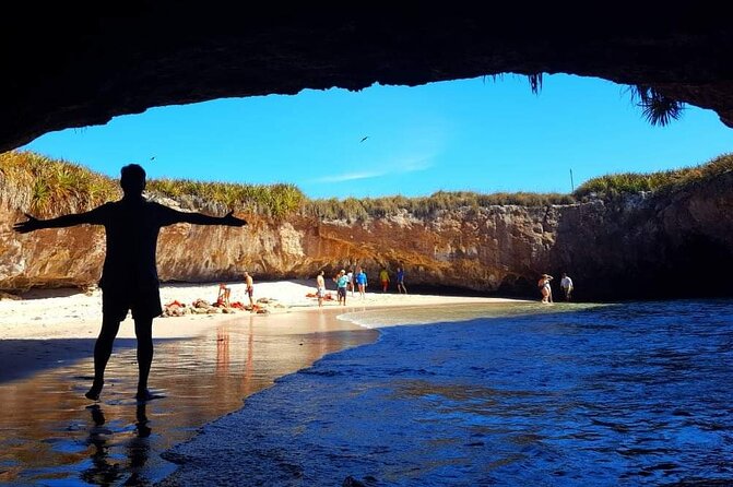 Guaranteed Hidden Beach • Private Tour • Punta Mita - Hidden Beach at Marietas: what this 3-hour private tour feels like