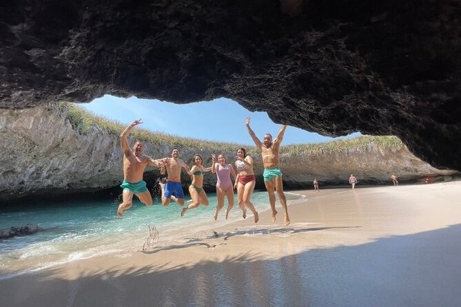 Guaranteed Hidden Beach • Private Tour • Punta Mita - Marine fauna on the way back: what to watch for