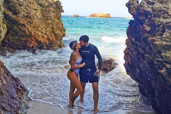Guaranteed Hidden Beach • Private : up to 4 pers. • Punta Mita - Playa Nopalera: Caves and a Walk at Your Own Speed
