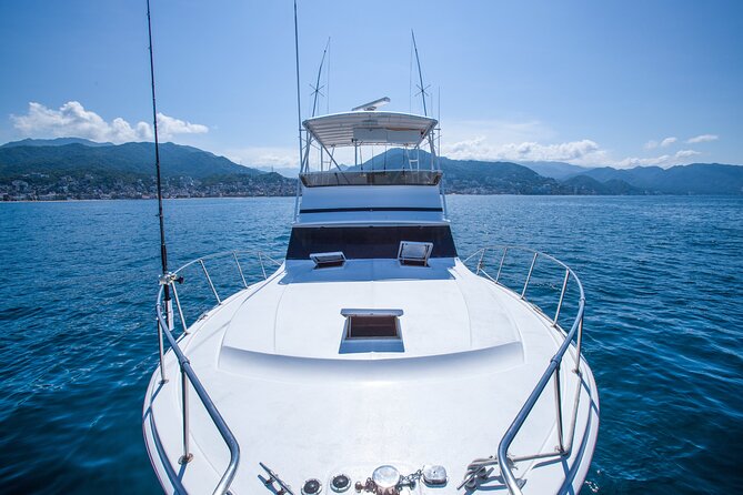 Hatteras 42-44' Classic Yachts in Puerto & Nuevo Vallarta - Crew quality: the difference between a good day and a great one