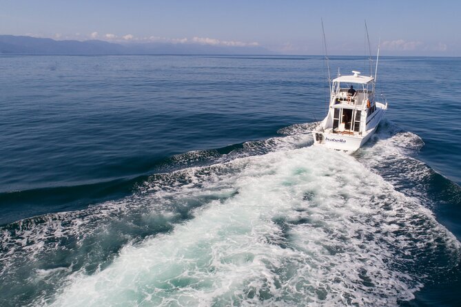 Hatteras 42-44' Classic Yachts in Puerto & Nuevo Vallarta - Making sure your day includes what you paid for