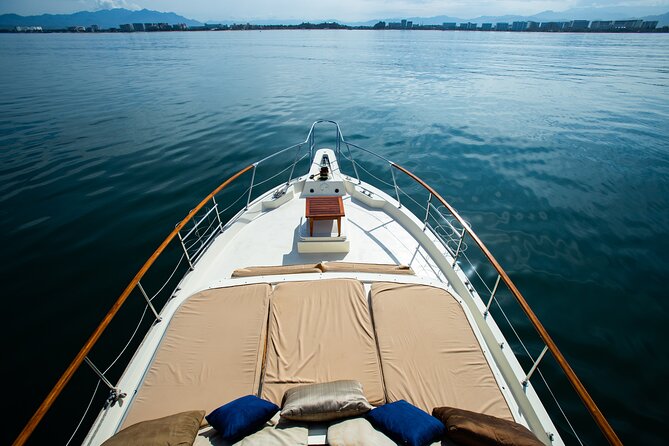 Hatteras 58-61' Luxury Yacht in Puerto Vallarta & Nuevo Nayarit - Price and Value: $1,940 Per Group Makes Sense When You Split