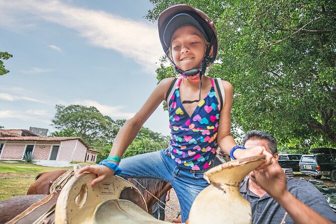 Horseback Riding Tour in Sierra Madre from Puerto Vallarta - Why this Sierra Madre horseback ride feels different from a typical day trip