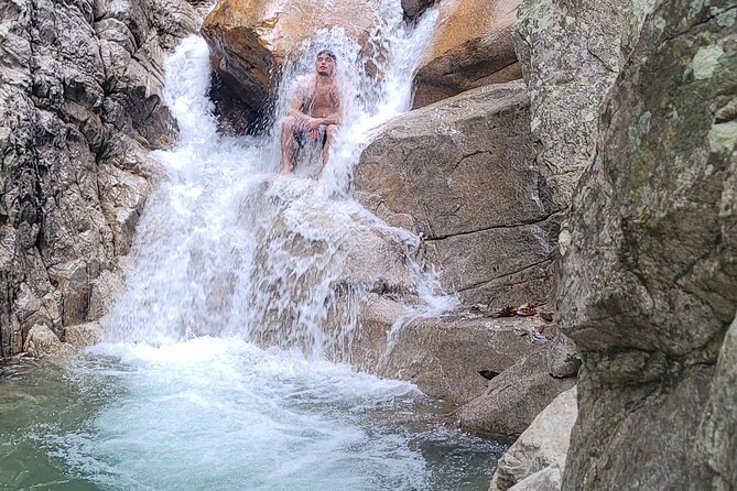 Jungle hike to palo maria Waterfalls - Palo Maria Waterfalls: the payoff moment