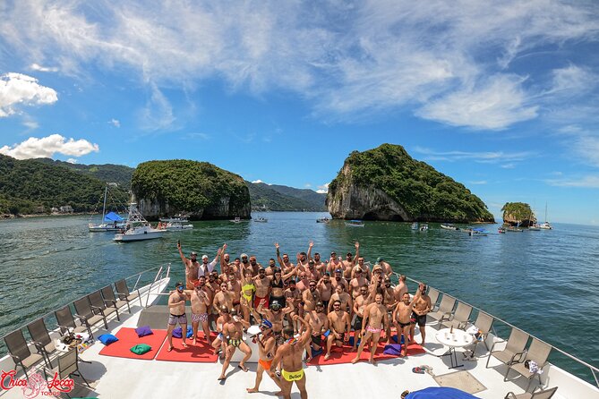Mega Yacht Limousine of the Sea 1: Puerto Vallarta - The Crew and the Party Energy (With Ricky in the Mix)