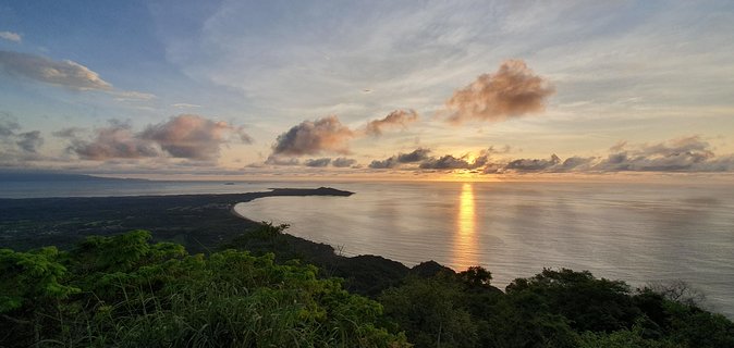 Monkey Mountain Jungle Hike Adventure - What to pack so you don’t get miserable (and so you can enjoy the scramble)