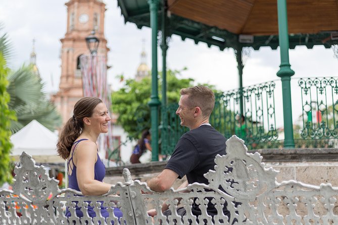 Photo Shoot in Puerto Vallarta Historic Downtown - Price and value: why “per group” can be a smart deal