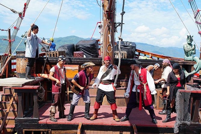 Pirate Ship by Day - Timing, Port Logistics, and What to Expect at Check-In
