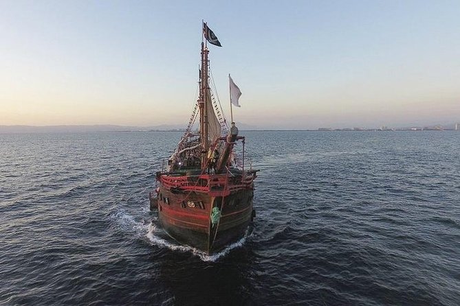 Pirate Show and Dinner on a Cruise in Puerto Vallarta - Boarding on a Pirate-Themed 700-Ton Galleon (and How the Night Flows)