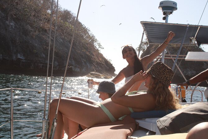 Private Sunset Sailing Cruise in Puerto Vallarta - Weather Reality Check: Rain Drizzle and What Happens Next