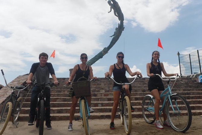 Private Tour in El Malecon Boardwalk Bike Ride - What about food, ice cream, and local treats?