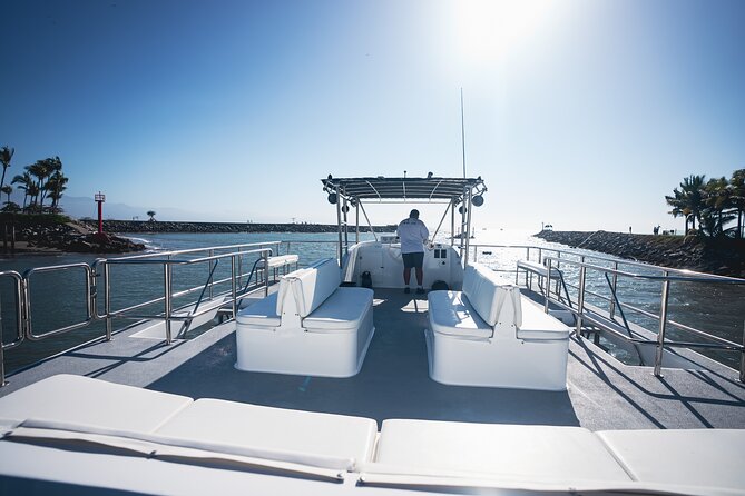 Private Yacht Charter Chica Fun 6 waterslides in Puerto Vallarta - Puerto Vallarta time: customized cruising in Bahia de Banderas