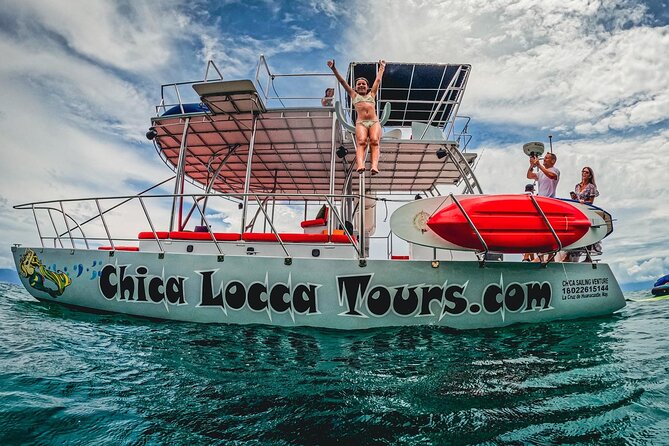 Private Yacht Charter ChicaFUN 3 Waterslides All Inclusive - Key highlights worth knowing