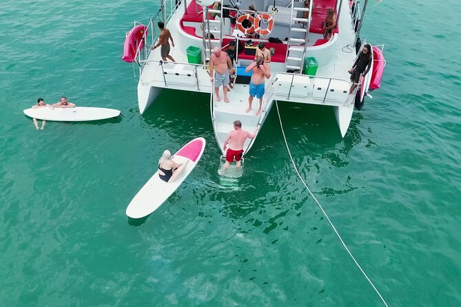 Private Yacht Charter ChicaFUN 3 Waterslides All Inclusive - The crew: the difference between fun and hassle