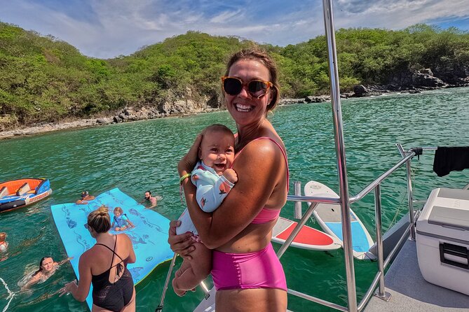 Private Yacht Charter ChicaFUN 3 Waterslides All Inclusive - Price and value: when $1,940 per group makes sense