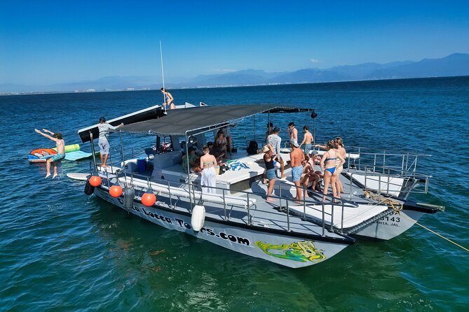 Private Yacht Charter ChicaFUN 4 All Inclusive - What All-Inclusive Really Means Here (Drinks, Snacks, and Activities)