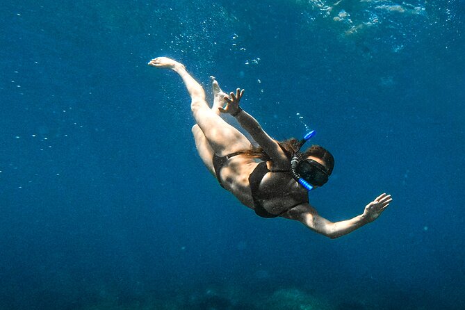 Private Yacht Charter ChicaFUN 5 Waterslides All Inclusive - Bahia de Banderas cruising with real flexibility
