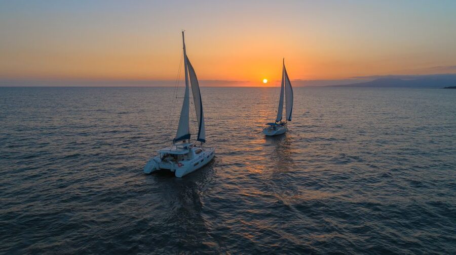 Puerto Vallarta: Bay of Banderas Luxury Sunset Sailing Tour - Practical tips: how to make this sail go smoothly