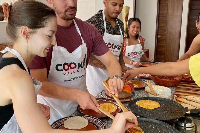 Puerto Vallarta Cooking Class Experience with Market Tour - Market shopping with Chef Enrique: how to pick ingredients like a local