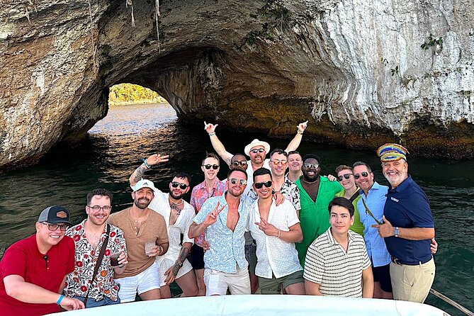 Puerto Vallarta: Gay Luxury Sunset Cruise with Premium Open Bar - Key highlights worth planning for