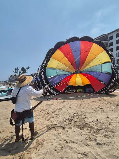 Puerto Vallarta: Private Parasailing Experience - Takeoff: how the fast boat lifts you into the sky