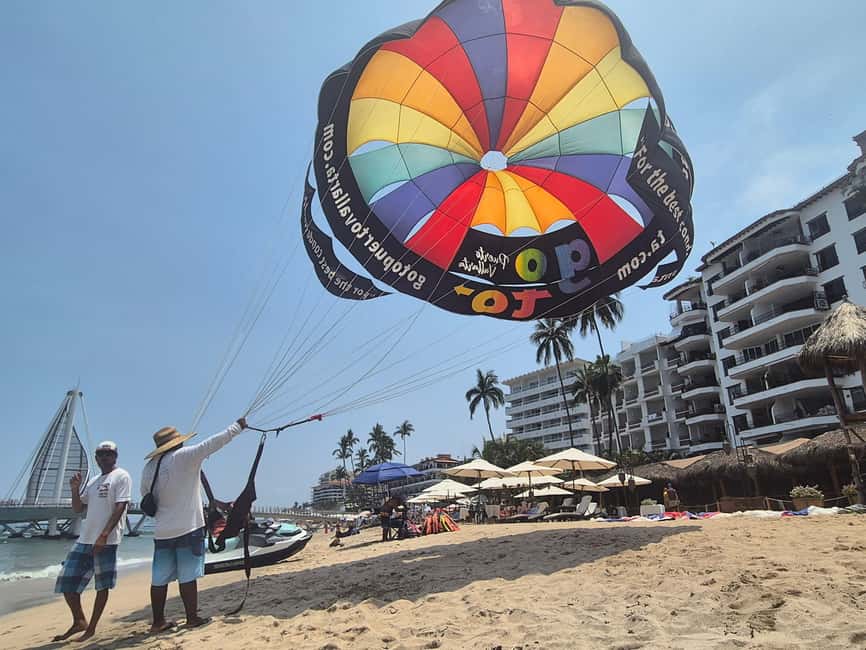 Puerto Vallarta: Private Parasailing Experience - The ride itself: Puerto Vallarta bay views through the Romantic Zone