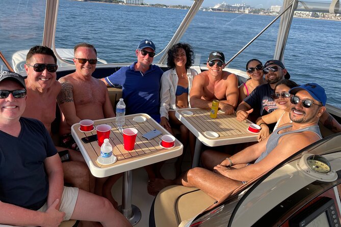 Puerto Vallarta: Private Swim & Snorkel Yacht Tour w/Open Bar - Los Arcos de Mismaloya: snorkel time with Captain Carlos and wildlife focus