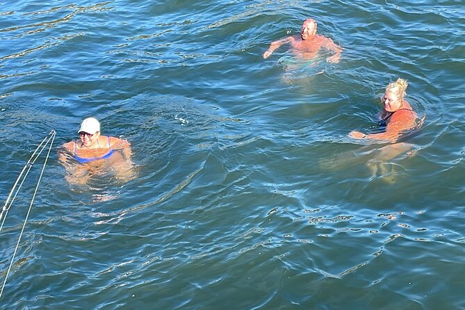 Puerto Vallarta: Private Swim & Snorkel Yacht Tour w/Open Bar - What’s included on board: open bar, snorkeling gear, WiFi, and comfort
