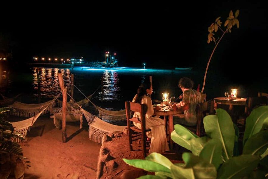 Puerto Vallarta Rhythms of the night, Show & Buffet dinner - Dinner at Las Caletas: candlelight, buffet flow, and what to expect