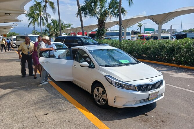 PVR VIP Round trip transfers Airport - Downtown - Airport - Departure Day: How the Return Ride Stays Simple