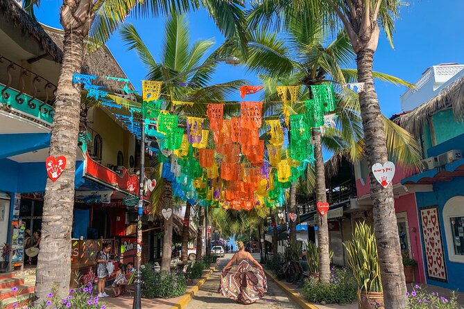 Sayulita City Photo Tour - Lunch reality: plan for a meal on your own