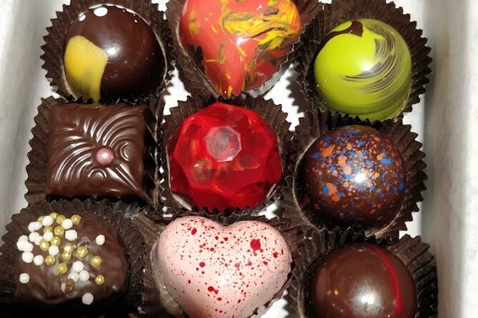 Tarot Reading with Coffee & Chocolate or Smoothie - Crystals and Chakra Balancing: What You’re Really Getting
