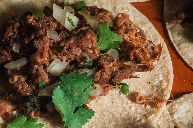 The best walking tour in the neighborhood of Versalles - Afternoon option: tostadas, sopes, and occasional pozole at sit-down spots