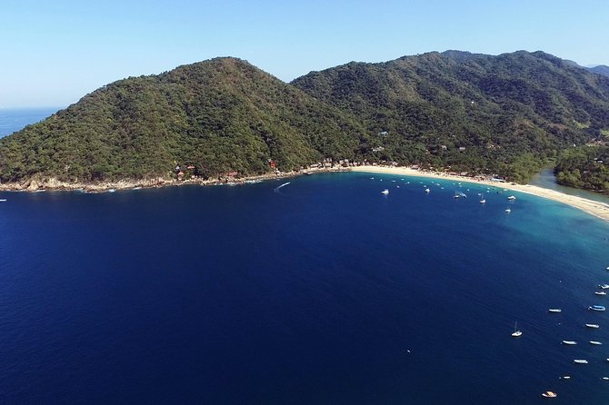 Yelapa and Majahuitas Snorkeling Cruise in Puerto Vallarta All Inclusive - On the water: breakfast, open bar, and the water-toy setup