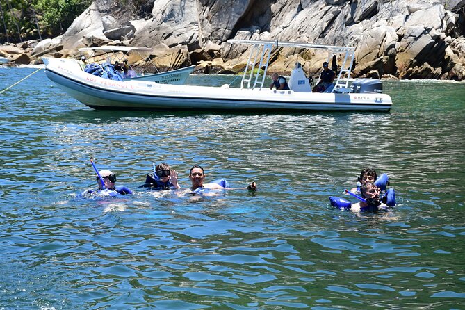 Yelapa Escape & Snorkeling in Puerto Vallarta by Speedboat - Snorkeling in Bahía de Banderas: What the Guide Supports (and What Can Change)
